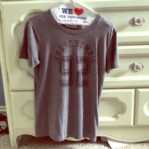 Abercrombie t-shirt